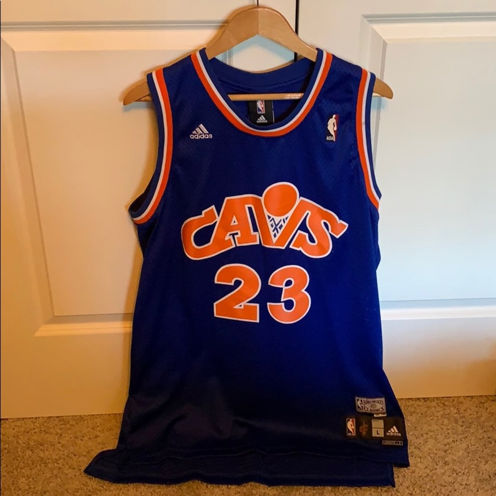 Throwback Cleveland Cavs Lebron Jersey